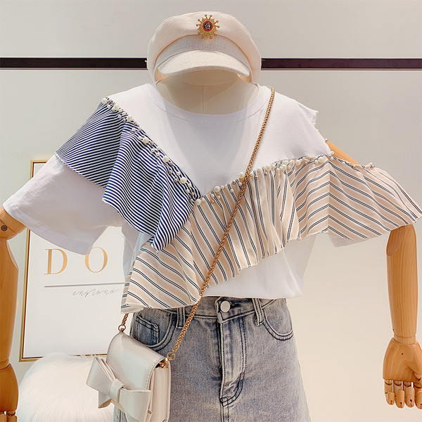 Bluză de damă cu decolteu O și perle