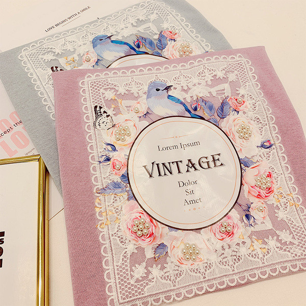 Tricou de dama modern cu maneca scurta si aplicatie