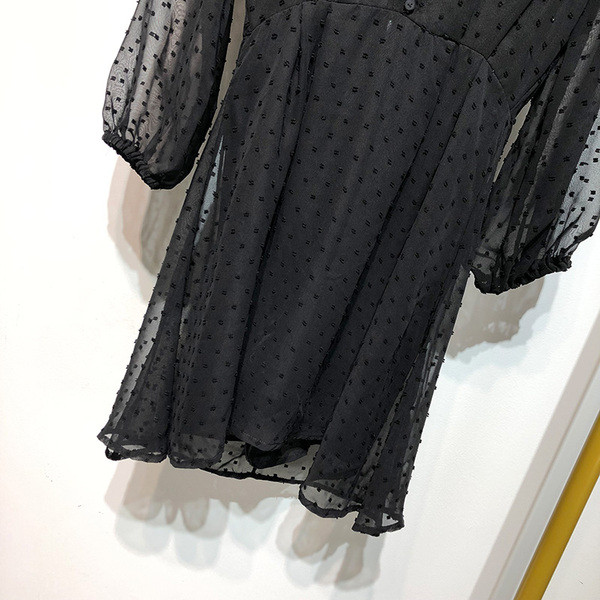 Rochie neagra din tul cu maneci lungi