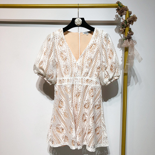 Rochie scurta de dama moderna cu dantela