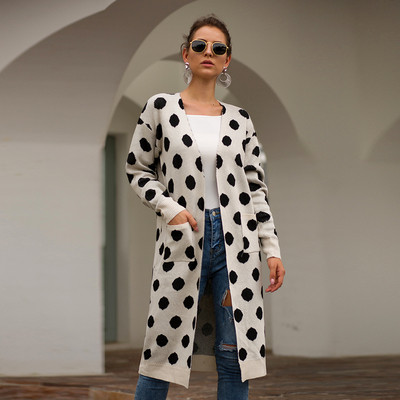 Vesta de zi cu zi lungă de damă cu puncte în trei culori