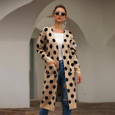 Vesta de zi cu zi lungă de damă cu puncte în trei culori