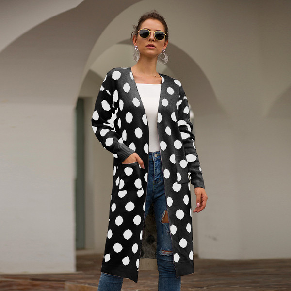 Vesta de zi cu zi lungă de damă cu puncte în trei culori