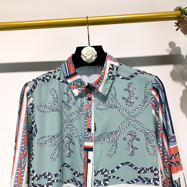 Rochie larga de dama cu maneci lungi cu model colorat