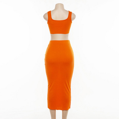 Κομψό και μοντέρνο γυναικείο σετ  φούστα και αμάνικο σε διάφορα χρώματα