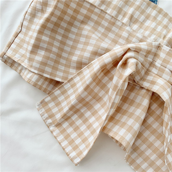 Top dama in carouri in doua culori