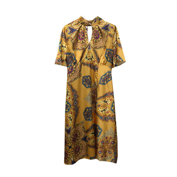 Rochie lată, lungă, cu model colorat