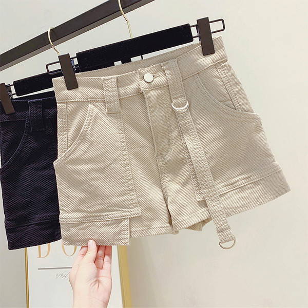 Pantaloni scurti de dama in doua culori