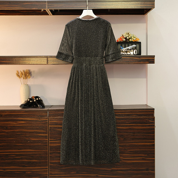 Rochie lunga de dama eleganta cu efect stralucitor in negru