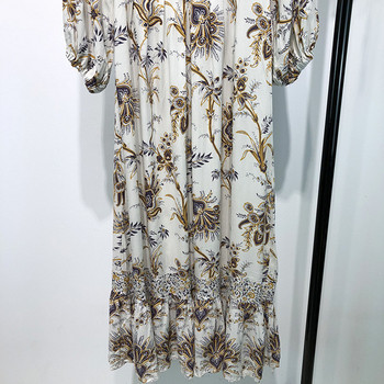 Rochie lungă și largă cu decolteu oval