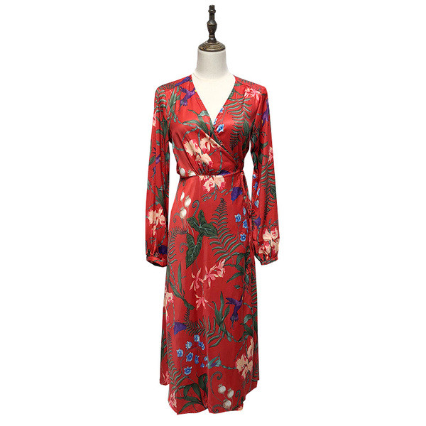 Rochie cu decolteu in V si maneci lungi cu model floral