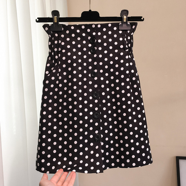 Fusta casual de dama cu buline cu talie inalta in alb si negru