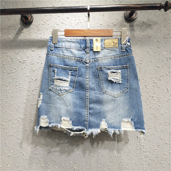 Fusta de damă actuală din denim cu talie standard