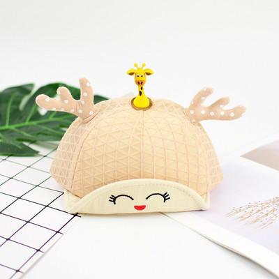 Pălărie modernă pentru copii cu element 3D în mai multe culori