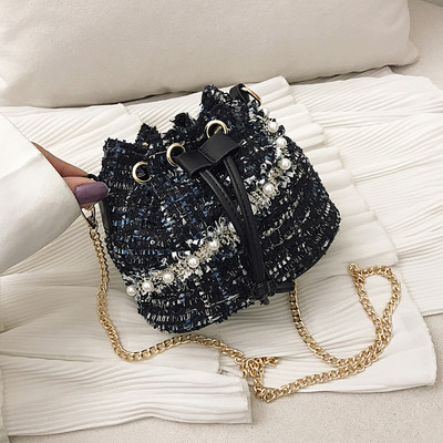 Geanta de dama moderna cu perle in trei culori