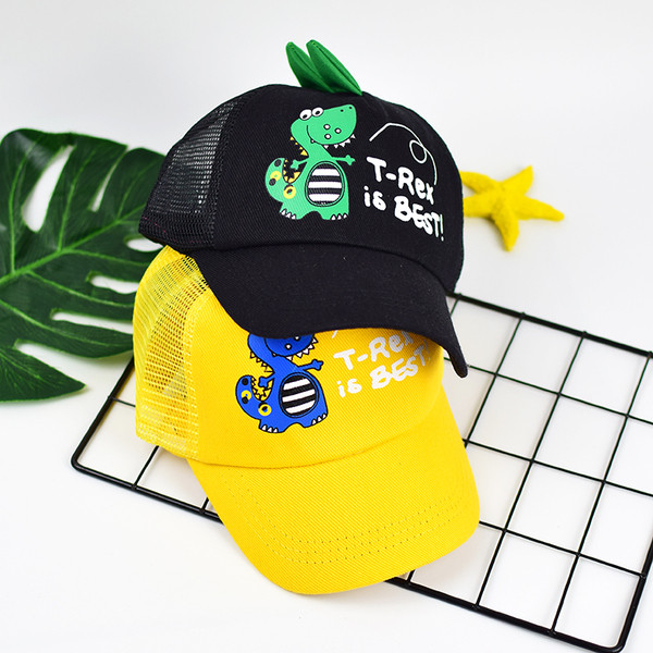 Palarie pentru copii cu vizor si aplicatie colorata in mai multe culori