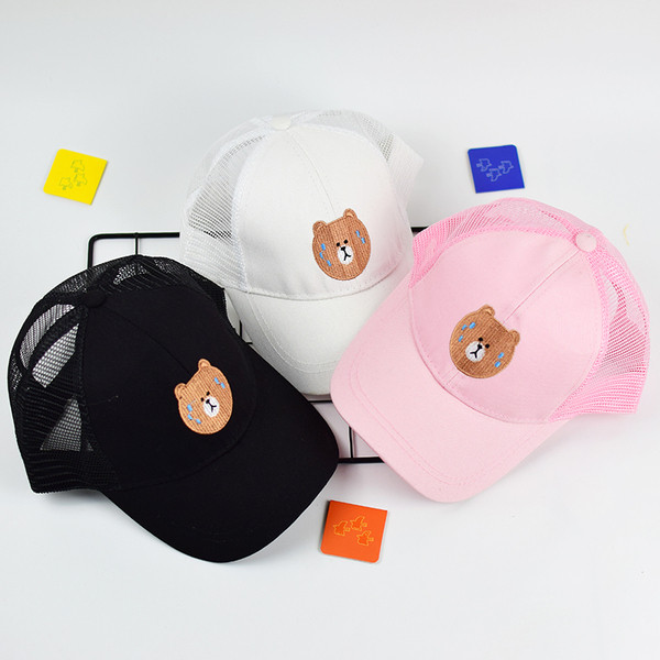 Palarie pentru copii cu vizor si aplicatie - pentru baieti si fete