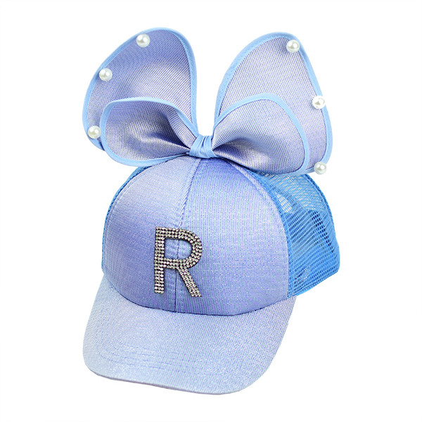 Pălărie modernă pentru copii cu vizor și element 3D - mai multe culori