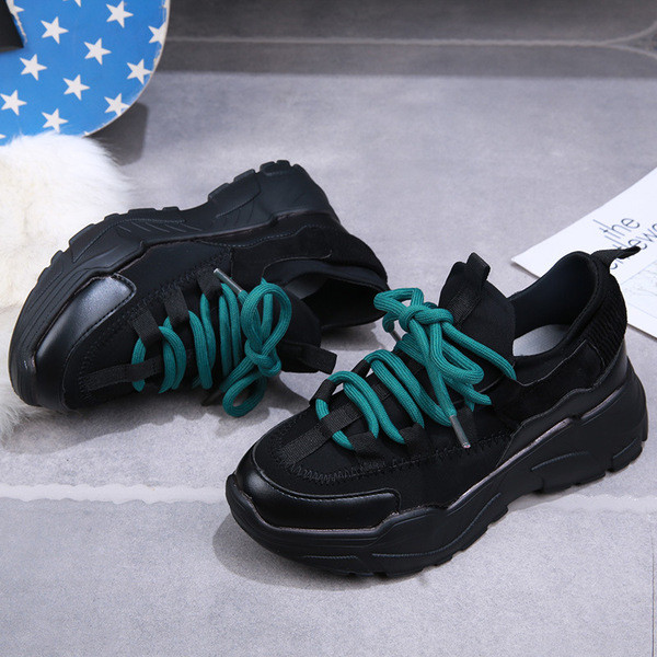 Model nou de adidasi de dama cu talpa groasa in alb si negru