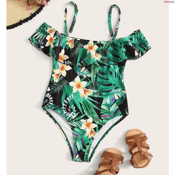 Costum de baie actual pentru copii cu bretele subtiri si model floral