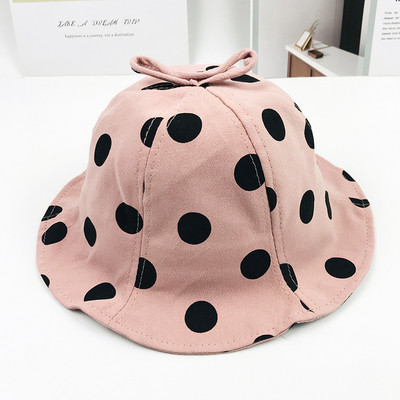 Palarie moderna pentru copii cu puncte in mai multe culori