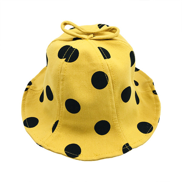 Palarie moderna pentru copii cu puncte in mai multe culori