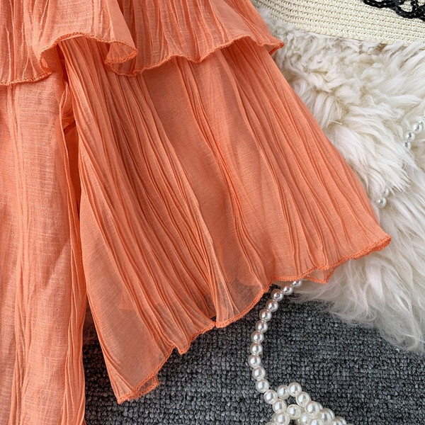 Bluză de damă modernă plisată cu umerii goi