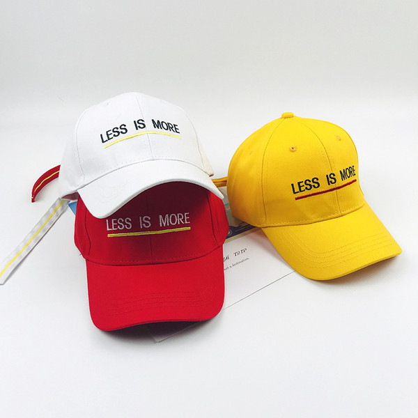 Palarie pentru copii cu vizor si broderie colorata - inscriptie