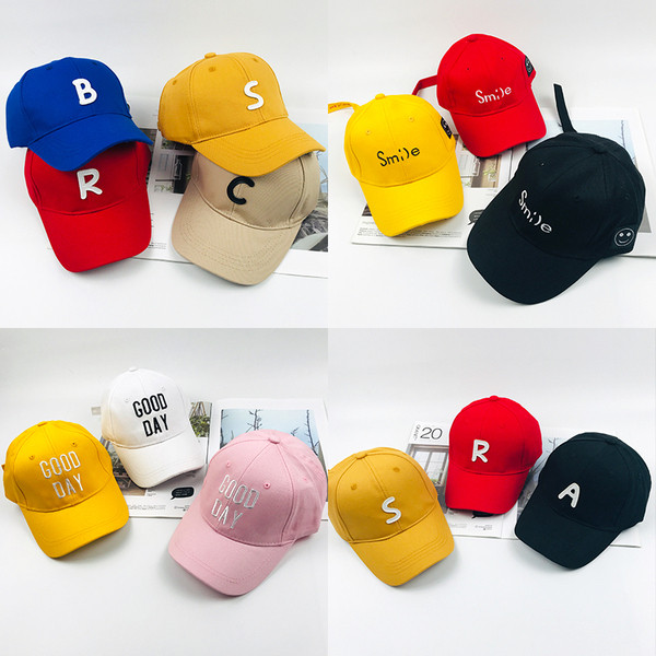 Palarie casual pentru copii cu vizor si broderie in mai multe culori