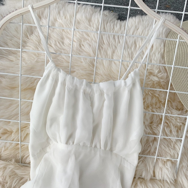 Rochie lungă de damă elegantă în alb