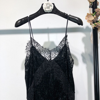 Rochie neagra lunga moderna cu bretele subtiri si dantela