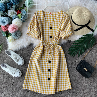 Rochie dama in carouri cu nasturi in mai multe culori