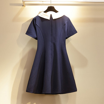 Rochie elegantă de damă cu mâneci scurte și guler în albastru