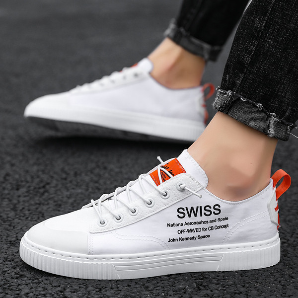 Adidași moderni pentru bărbați în patru culori cu inscripții