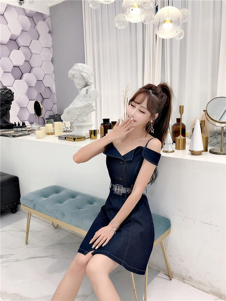 Rochie de damă modernă cu croiala din denim în două culori