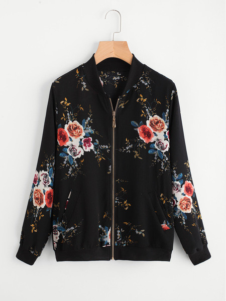 Ежедневно лятно яке с флорален мотив в бял и черен цвят 