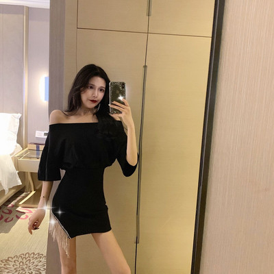 Rochie modernă de damă în negru și gri cu mâneci căzute