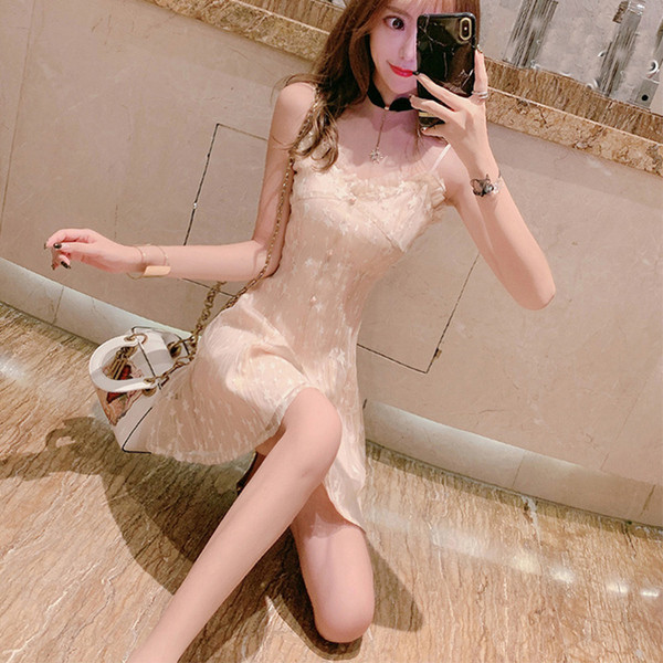 Rochie de dama moderna - model croiat in culoare deschisa