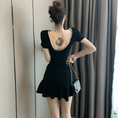 Rochie moderna de dama in alb-negru cu perle decorative