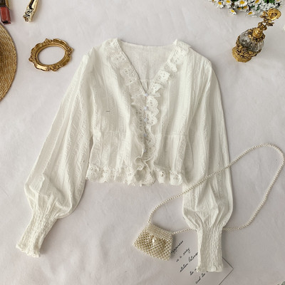 Cămașă elegantă de damă cu decolteu în V în alb-negru