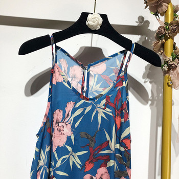 Rochie de dama lunga cu bretele subtiri de culoare albastra cu model floral