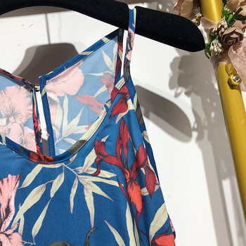 Rochie de dama lunga cu bretele subtiri de culoare albastra cu model floral