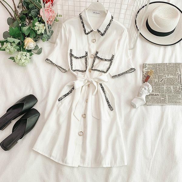 Rochie moderna de dama cu maneci scurte in alb si negru