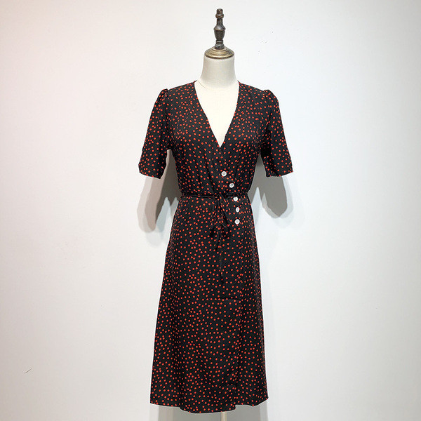 Rochie lunga cu cravate si nasturi in talie