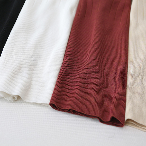 Maieu de damă în patru culori cu decolteu în V