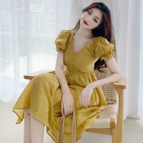 Női alkalmi ruha két színben, rövid ujjal