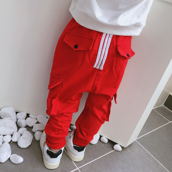 Pantaloni sport copii cu buzunare in trei culori