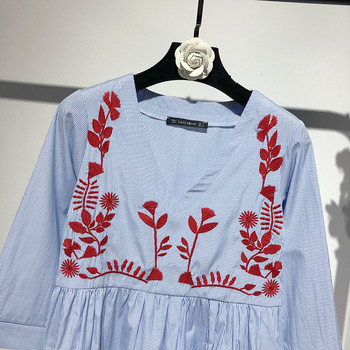 Rochie de dama in dungi cu broderie