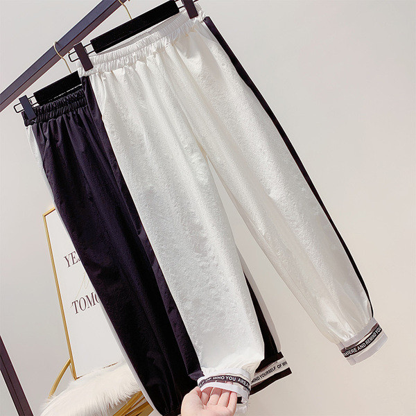 Pantaloni casual dama cu elastic in alb si negru