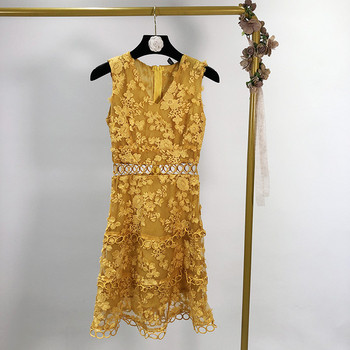 Rochie de dama cu decolteu in V cu dantela in doua culori